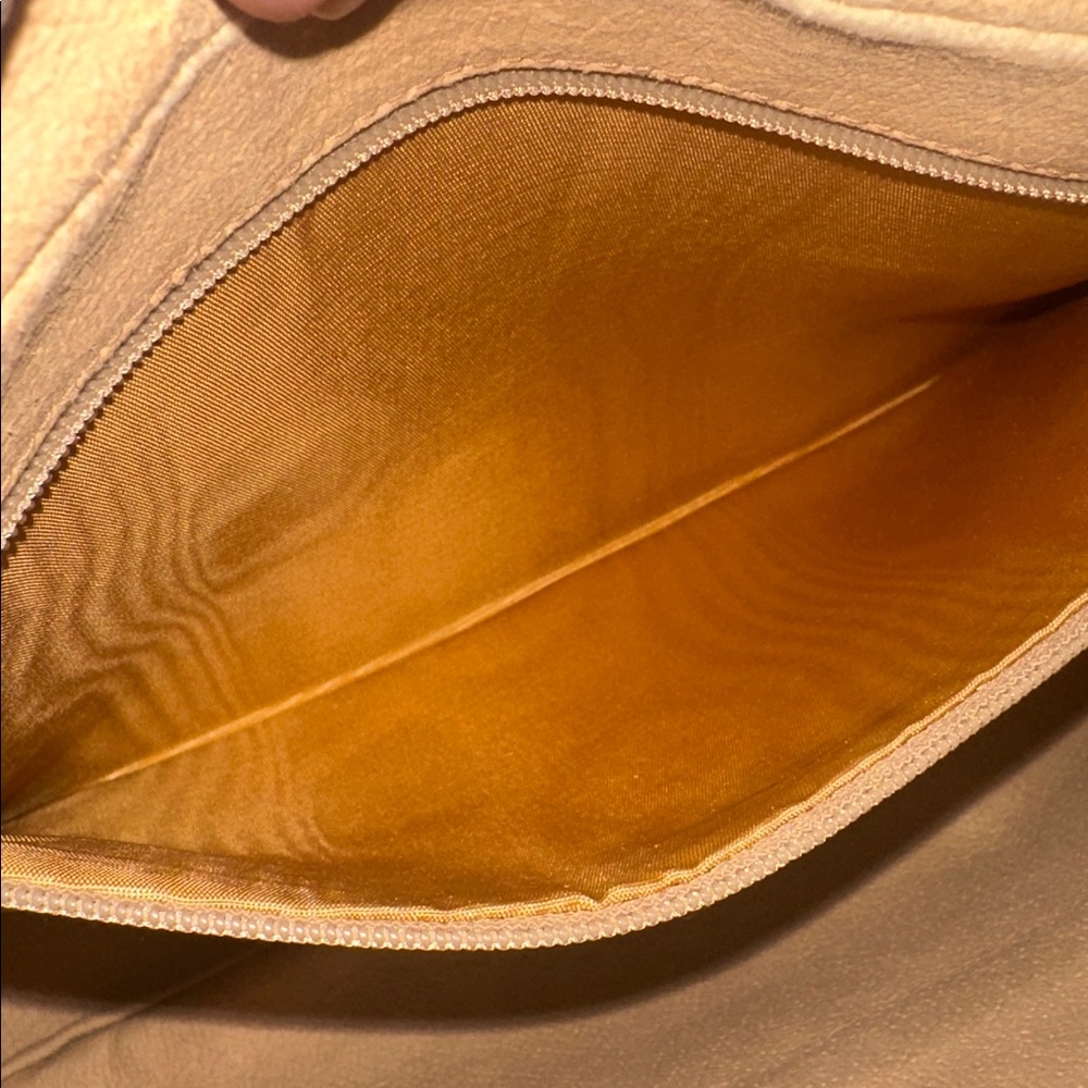 Gucci PVC Pouch - Picture 13 of 16